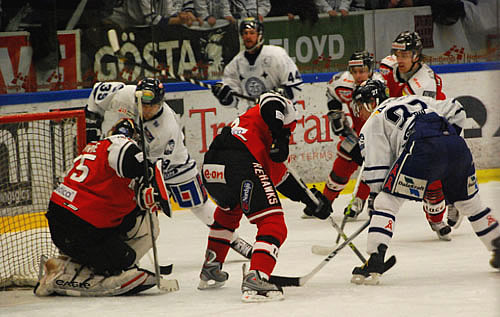 Malmö Redhawks vann till slut med 3-0.
