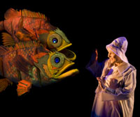 Isländska teatern Thjodleikhusid (The National Theatre of Iceland) ger föreställningen Shimmer the Silverfish